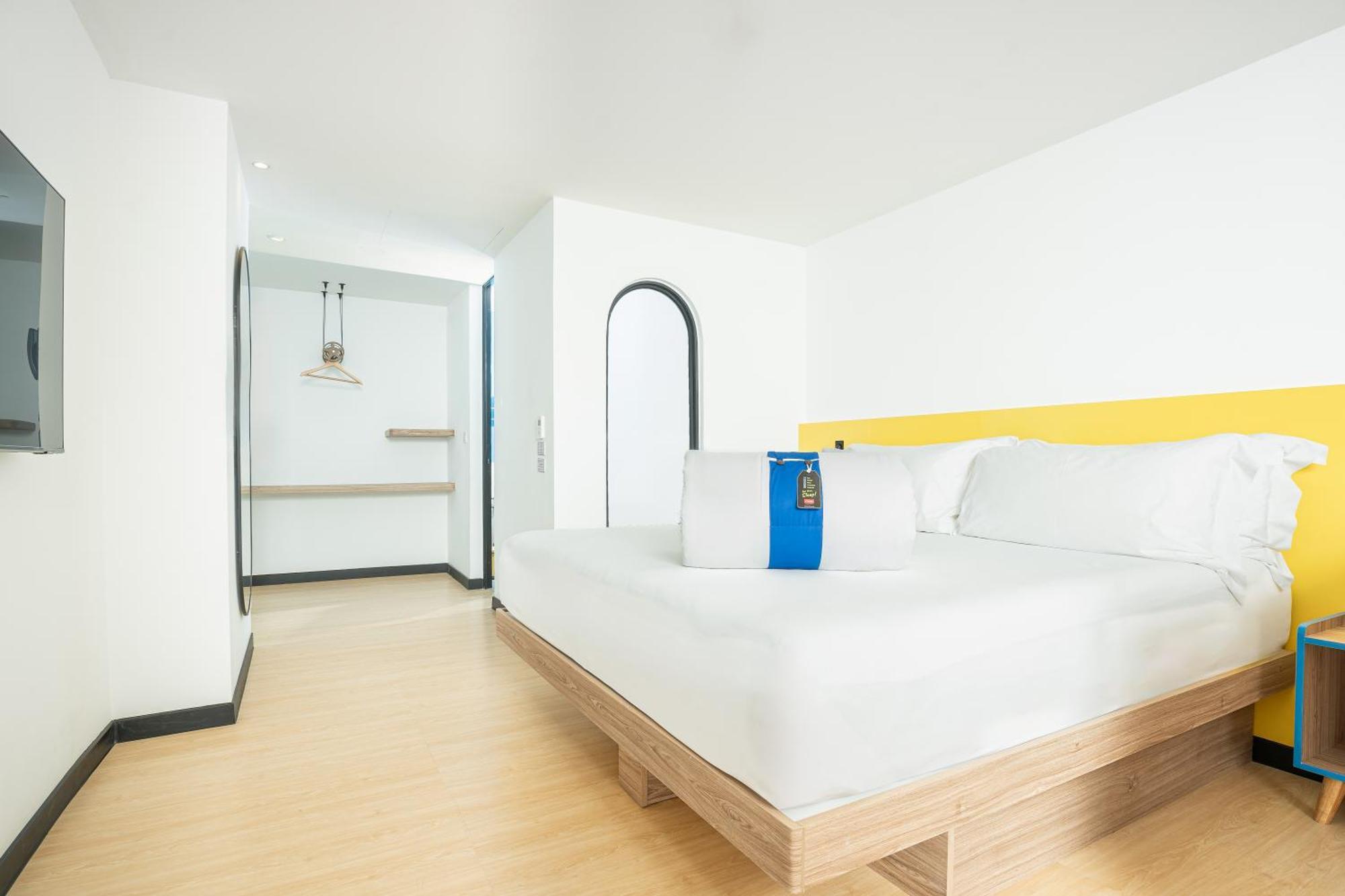 Cosi Vientiane Nam Phu Hotell Exteriör bild